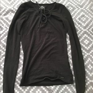 Black criss cross long sleeve